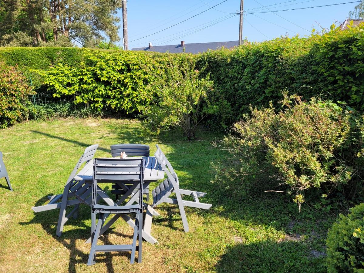 Studio Bienvenue Du Cote De Chez Nous Avec Jardin Privatif Wignehies Exterior photo