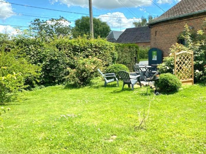 Studio Bienvenue Du Cote De Chez Nous Avec Jardin Privatif Wignehies Exterior photo
