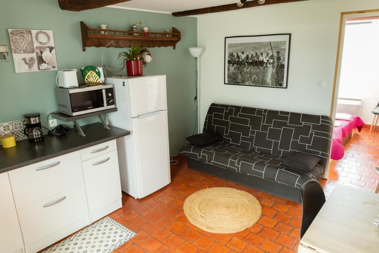 Studio Bienvenue Du Cote De Chez Nous Avec Jardin Privatif Wignehies Exterior photo
